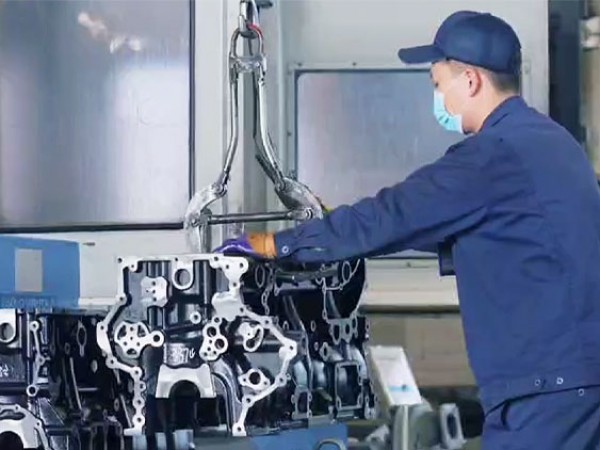 制造企業選擇AGV叉車應該注意哪些？
